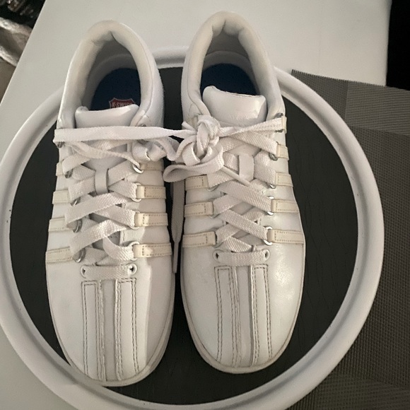 🆕K-Swiss Woman’s Sneakers - Picture 1 of 5